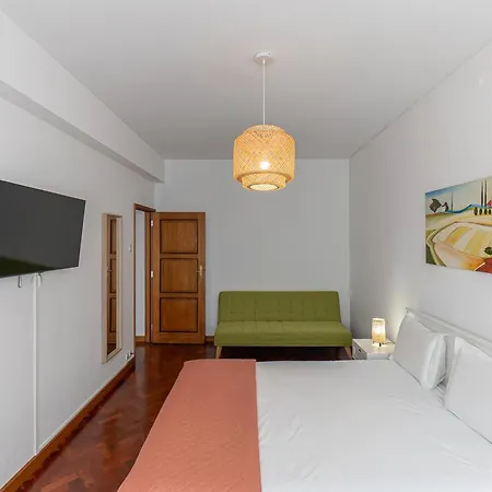 Lolla's House 2 * Oporto