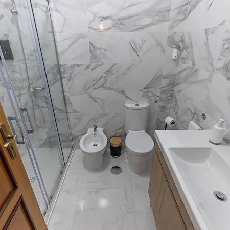 Affittacamere Lolla's House 2 *