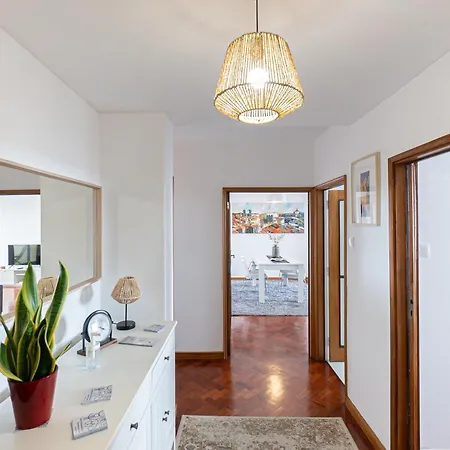 Lolla's House 2 招待所 波尔图